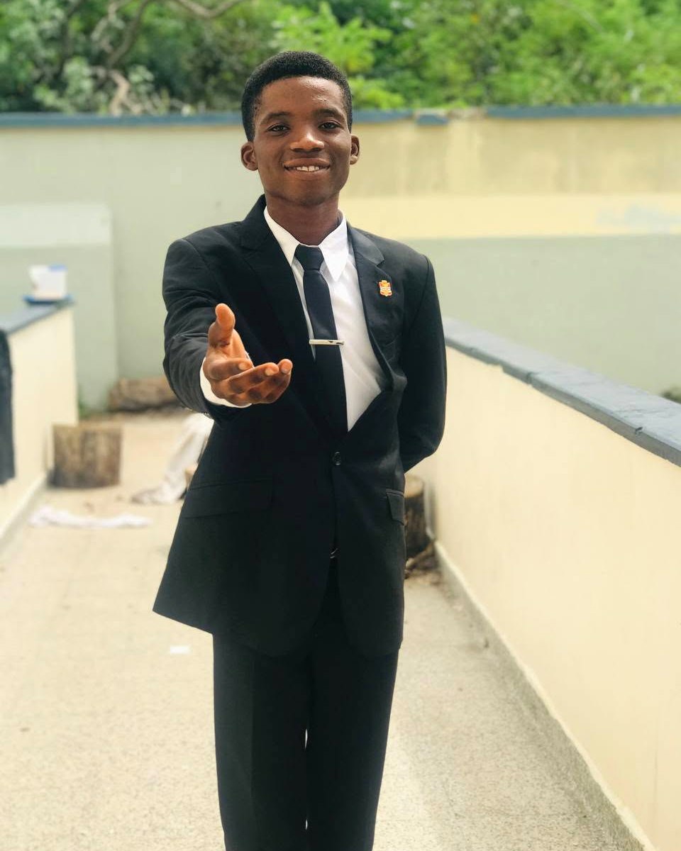 Francis Pwavwe, digital product builder and founder of AZ Learner